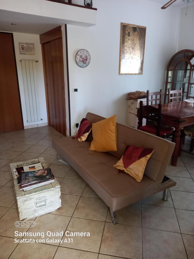 La Quiete Tra Le Vigne Tuscany Collesalvetti Luaran gambar
